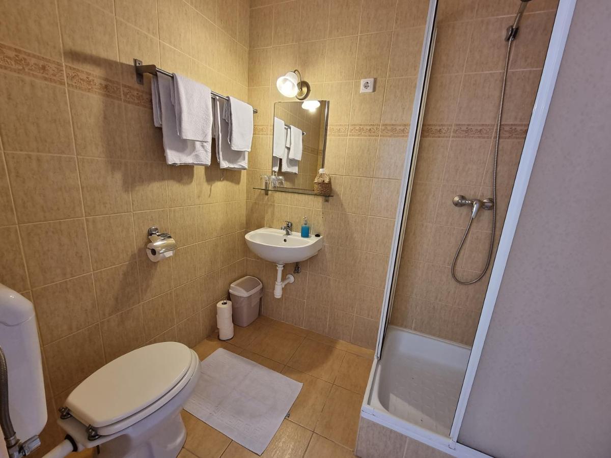 Abigél Vendégház Miskolc Extérieur photo